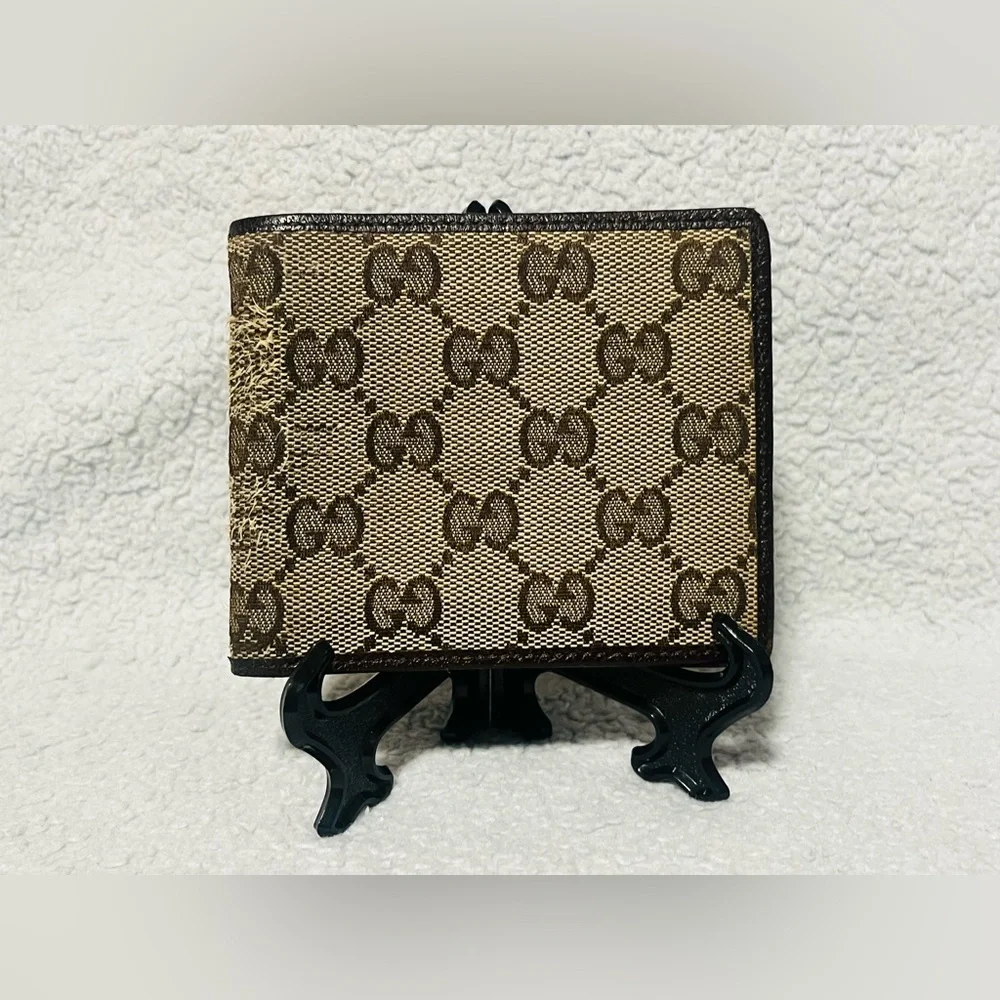 Gucci Canvas Monogram Bifold Wallet - Picture 5 of 12